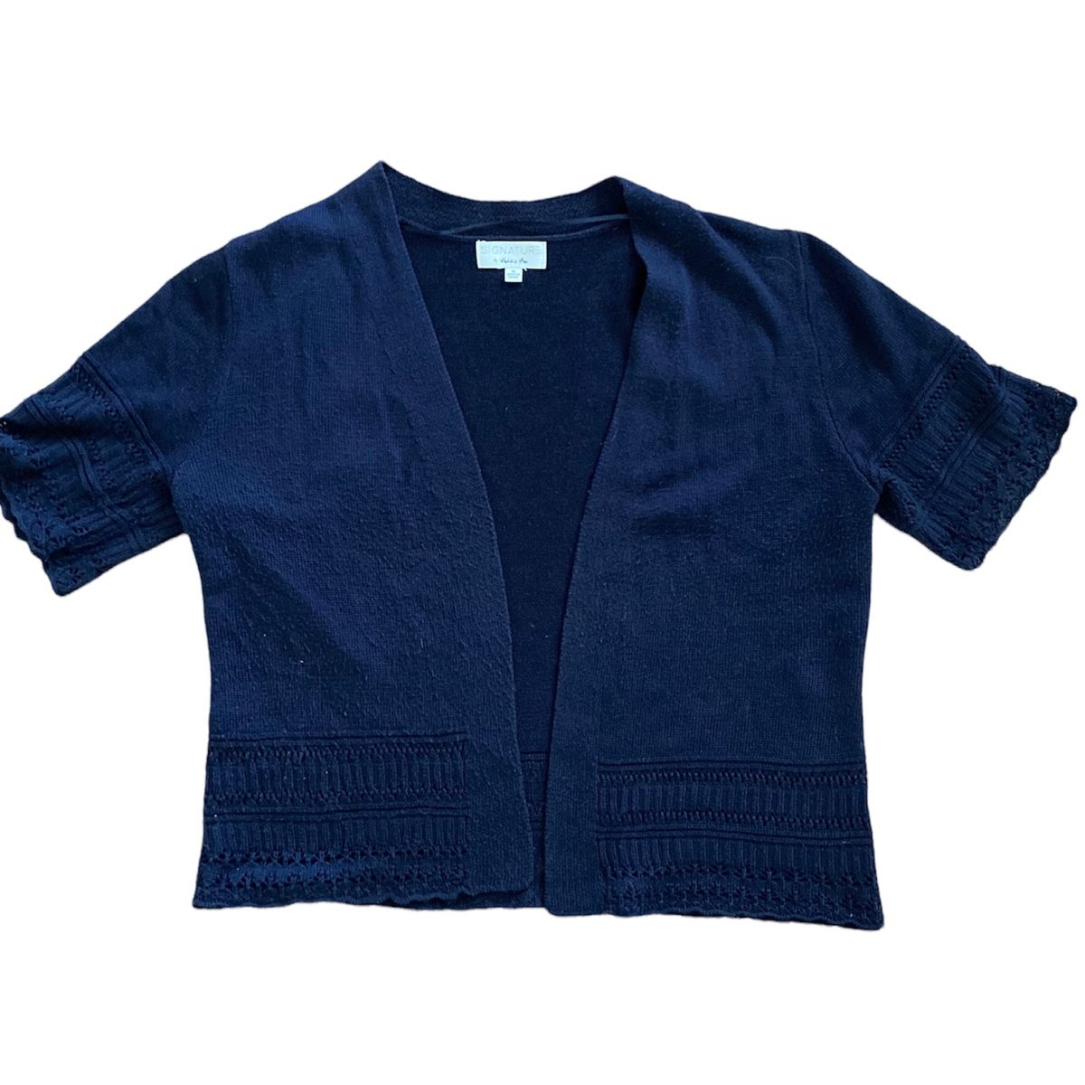 Signature by Robbie Bee